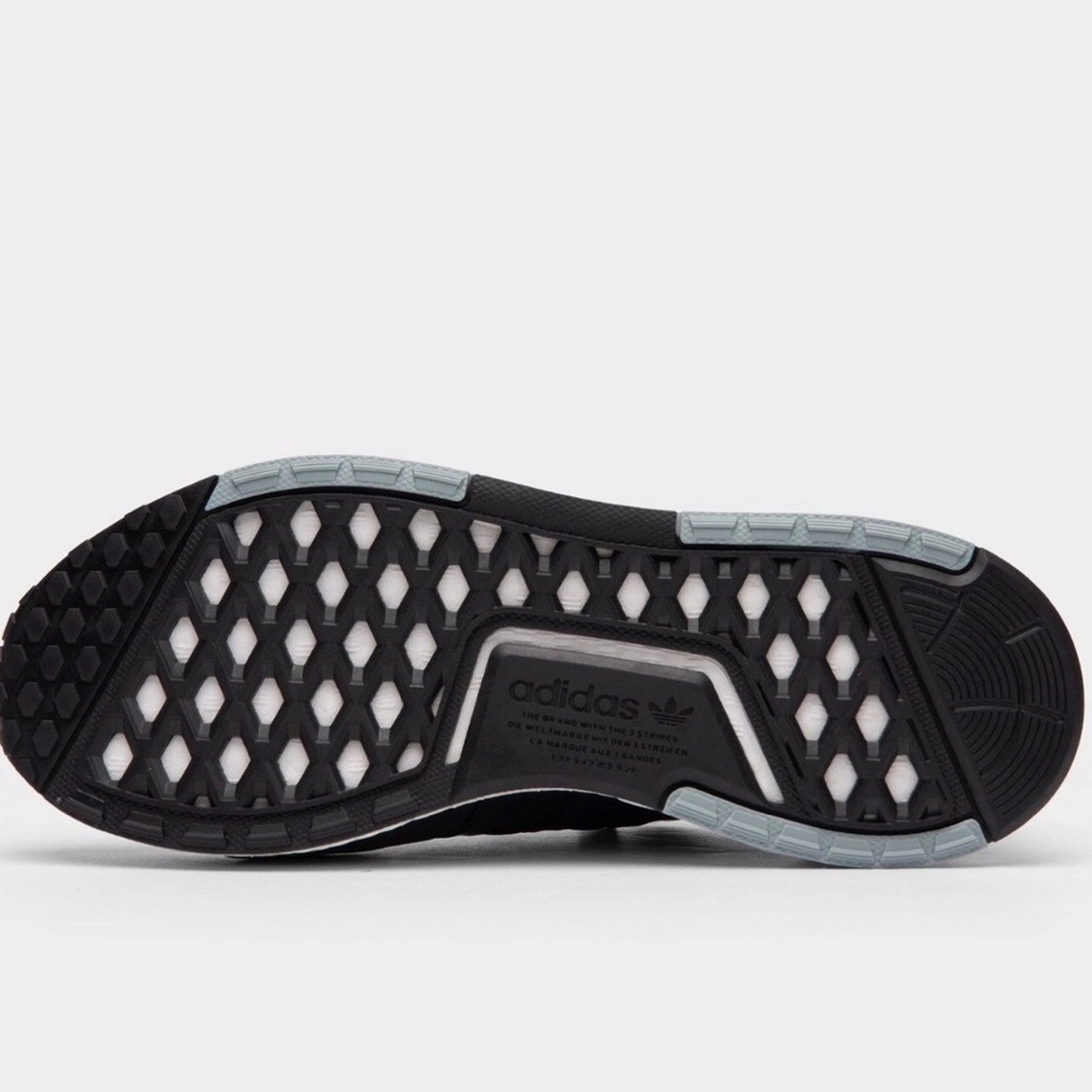 Adidas Originals NMD V3 Size men’s 9.5 Running Sneakers #084 black and mint - Picture 5 of 9